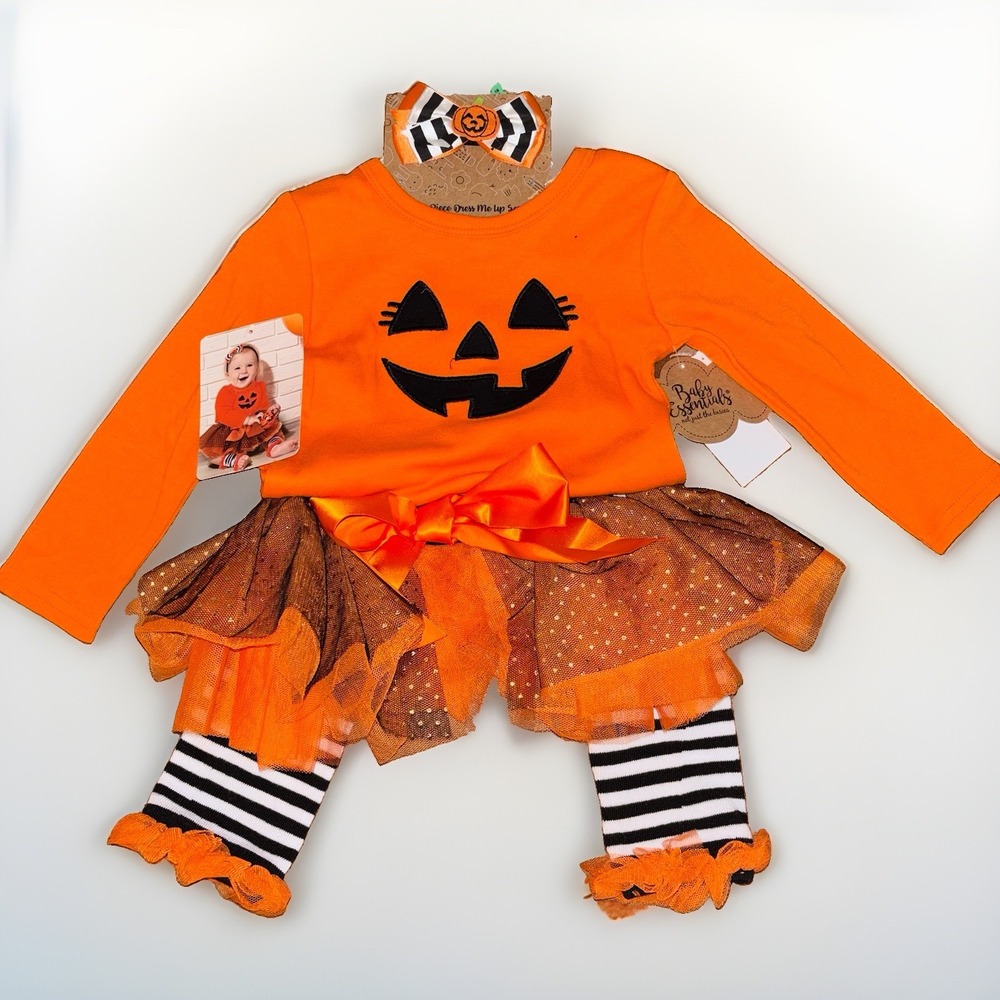 NWT Baby Essentials Halloween Pumpkin 4 Piece Dress Me Up Set Size: 18 Mon